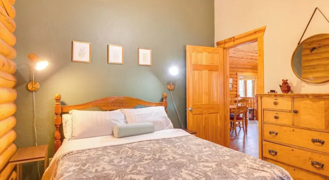 Hot Tub Hideaway w/ Views & Deck in Fairplay!, Prenota Casa vacanze Fairplay Colorado