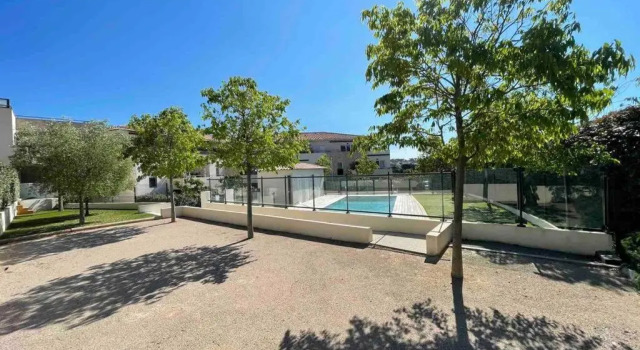 Апартаменты Appartement Piscine Terasse Gym Sauna Balneo