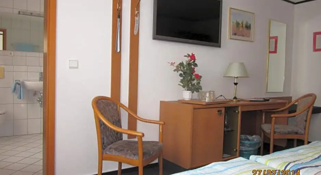 Hotel Haus Marienthal, Varaa Hotelli Zwickau Saksi