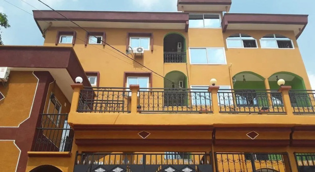 Hotel Residence Madadjeu, Buchen Sie Hotel Jaunde Mfoundi