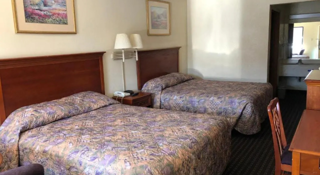 Airport Inn Motel Richmond, Varaa Motelli Hotellit Minnesota pysäköinnillä, Pysäköinti