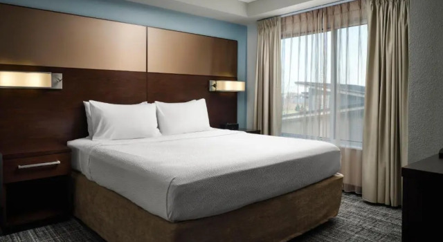 Люкс с 2 комнатами Residence Inn by Marriott Grand Rapids Airport