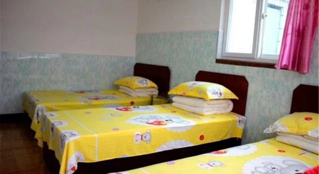 Huludao Daji Family Hotel, Book Hotel Hoteller i Huludao med parkering, Parkering