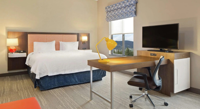 Двухместный люкс Hampton Inn & Suites Spokane Valley