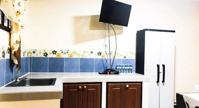 Семейный номер Standard B&J Guesthouse and Functions Inc
