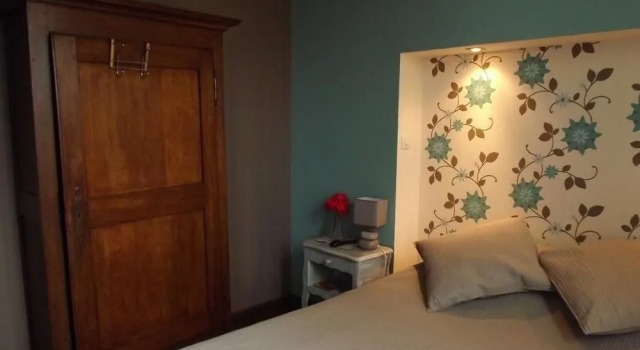 Au fil de l'Aire, Reservar Hotel Varennes-en-Argonne 