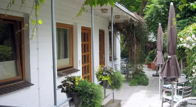 Altes Schulhaus, Book Hotel Bad Schwartau Malangen Fjord