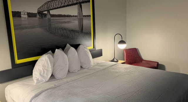 Номер Standard Super 8 by Wyndham Kirksville-University Area