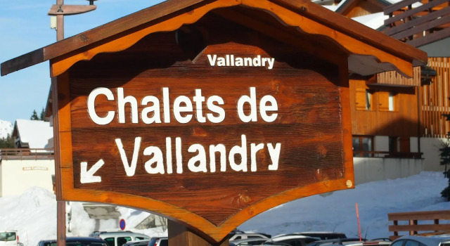 Chalet in Vallandry Near Paradiski Ski Area, Забронировать Шале Виллы Овернь-Рона-Альпы, Вилла