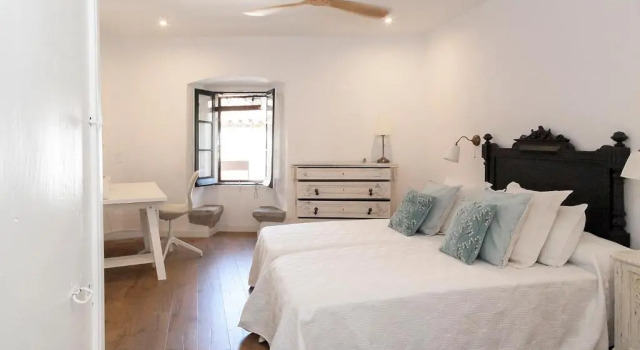 A historic XVI century beach home near Barcelona