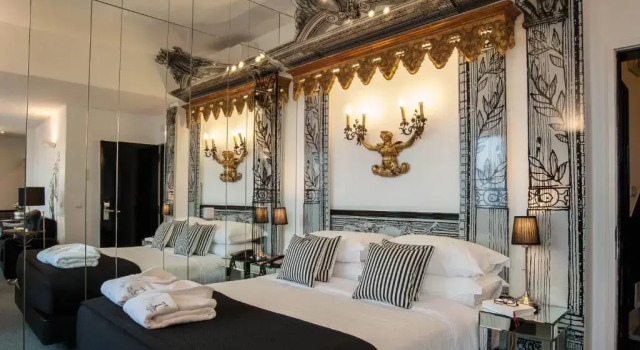 Полулюкс Teatro Boutique Rooms & Suites