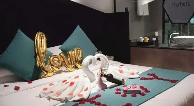 Y Hotel (Taiyuan Jiefang Road Liuxiang Kaihua Temple Metro Station), Забронировать Отель Тайюань Шаньси, рядом с Yingze Park