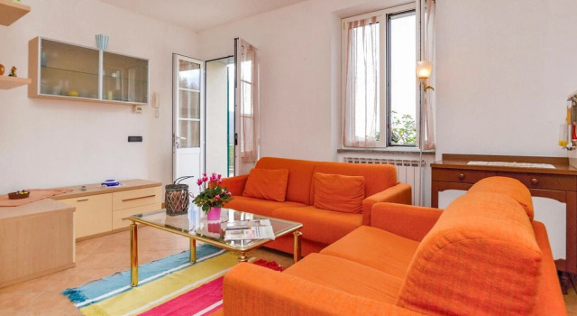 Nice Apartment in Localita´bracco With 3 Bedrooms and Wifi, Book Lejlighed Hoteller i Bracco med parkering, Parkering