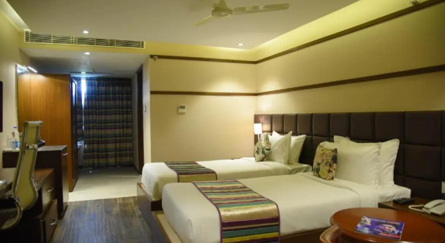 Двухместный номер Deluxe The Capital Hotel