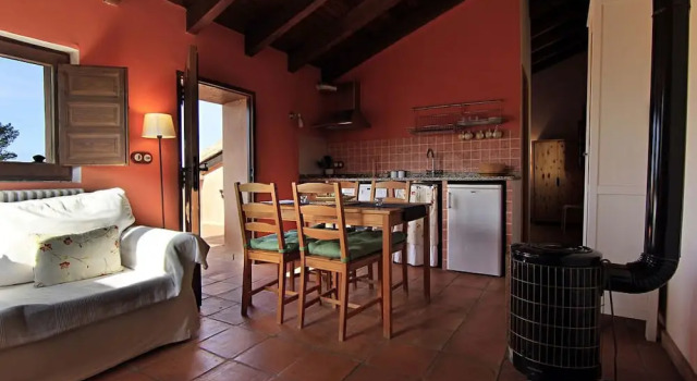 Masia los Toranes - Destino Starlight, Book Hotel Hotels in Aragon with Parking, Parking