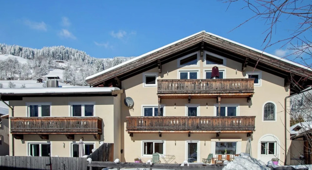 Luxurious Apartment in Brixen Ski Area With Garden, Забронировать Апартаменты/квартира Апартаменты Тироля, Апартаменты/квартира