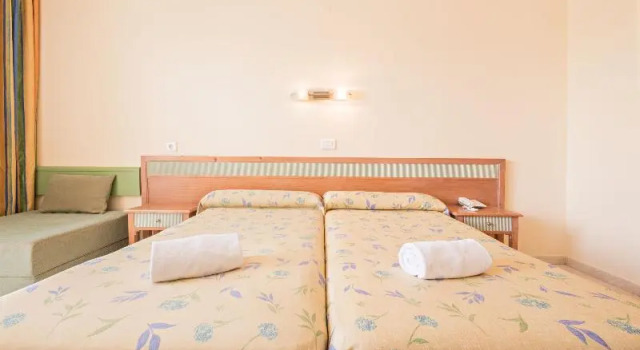Двухместный номер Standard с балконом azuLine Hotel Pacific