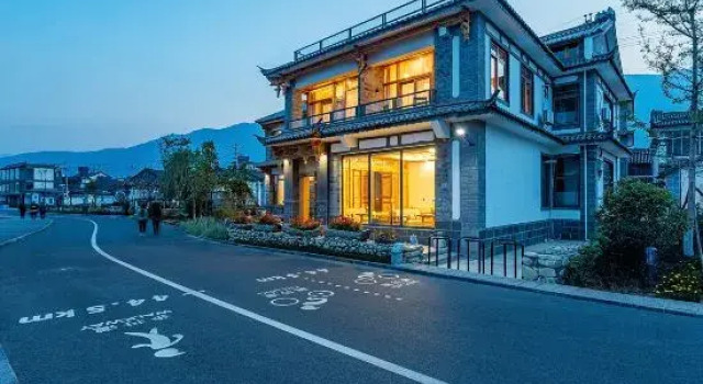 Qinmo Homestay, Prenota Hotel Hotel a Dali con parcheggio, Parcheggio