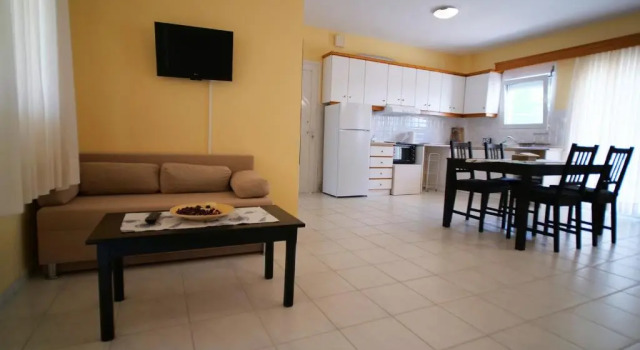 Sithonia Lodge, Book Hotel  