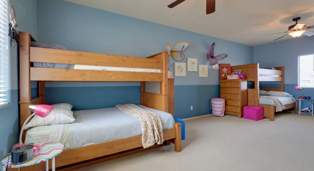 Maricopa Desert Oasis: Fenced Yard w/ Hot Tub, Book Feriehus Sommerhuse i Maricopa, Hytte