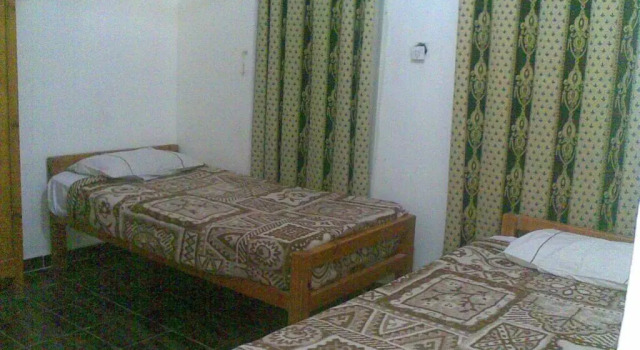 Кровать в общем номере Sea Waves Hostel not for Egyptian