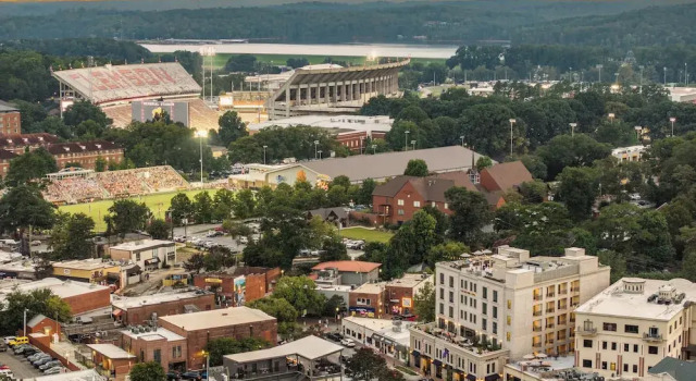Четырёхместный номер Standard The Shepherd Hotel Downtown Clemson