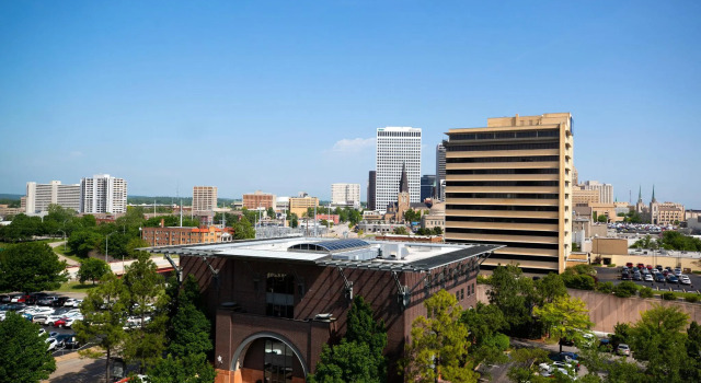 Двухместный номер Deluxe Ambassador Hotel Tulsa, Autograph Collection