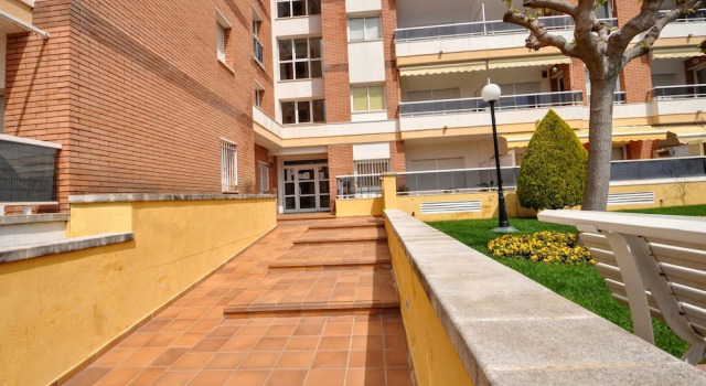 Apartment Surfmar A055, Varaa Huoneisto Hotellit Costa Brava uima-altaalla, Uima-allas