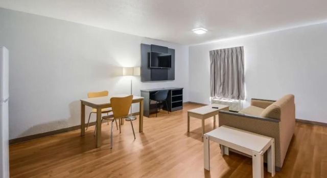 Четырёхместный номер Deluxe Studio 6 Laredo, Tx - North I-35