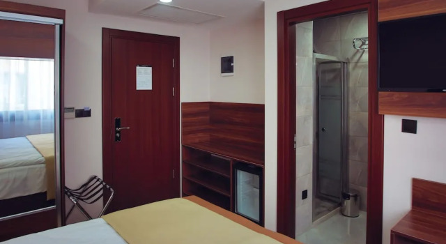 Номер Standard Hotel Paris Prestige