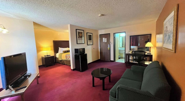 Deluxe Suite Motel 6 Deming, NM