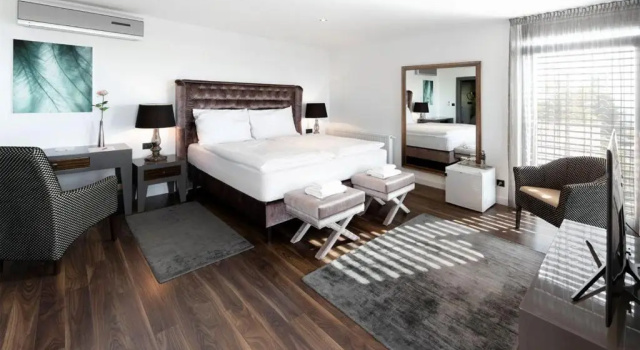 Апартаменты Business Hotel Golden Key, 4 Stars Superior