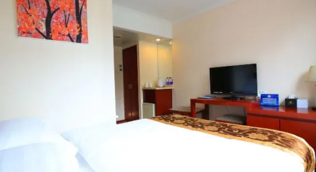 Номер Economy Beijing Chong Wen Men Hotel