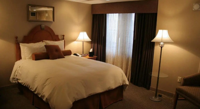 Deluxe Neljän hengen huone Ambassador Hotel