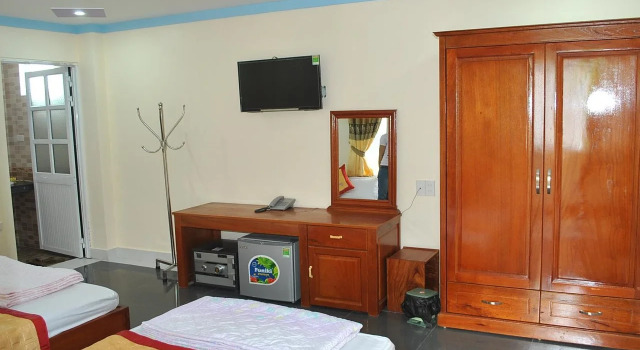Quynh Trang Hotel, Забронировать Отель Отели Национального парка Cat Ba с питанием, Пансион