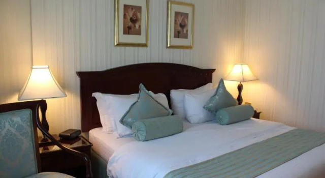 Одноместный номер Standard Golden Tulip Al Hamra