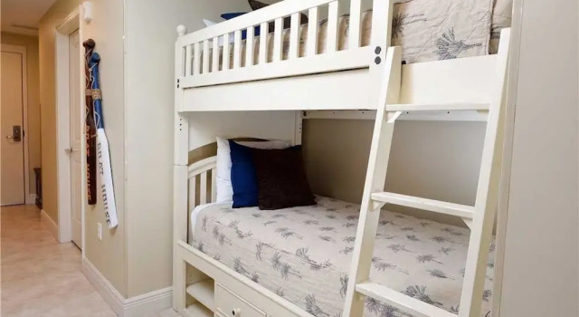 Sterling Breeze 503 - One Bedroom Condo, Rezerwuj Hotel Hotele w Panhandle Florida z basenem, Basen