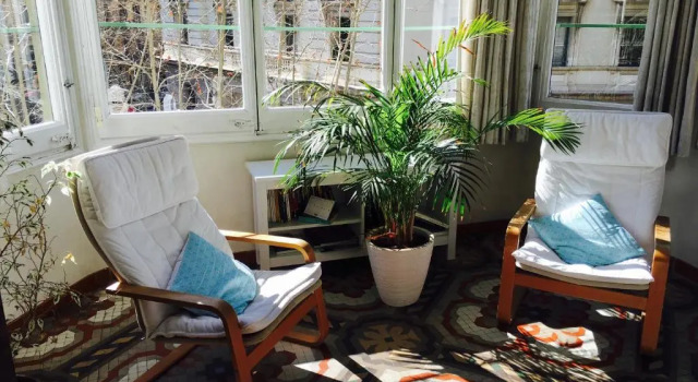 Семейный номер Standard с балконом Hostal Eixample