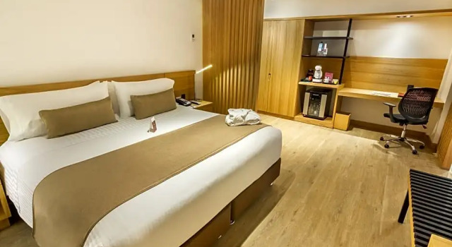 Полулюкс Best Western Plus 93 Park Hotel