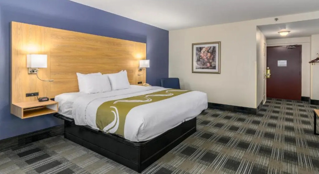 Номер Standard Quality Inn Bourne - Cape Cod