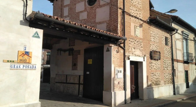 Gran Posada La Mesnada, Réserver Maison d'hôtes Olmedo 
