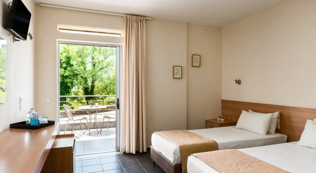 Двухместный номер Standard Gefiri Plakas Hotel, Tzoumerka