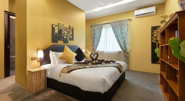 Laem Sor Pool Villas