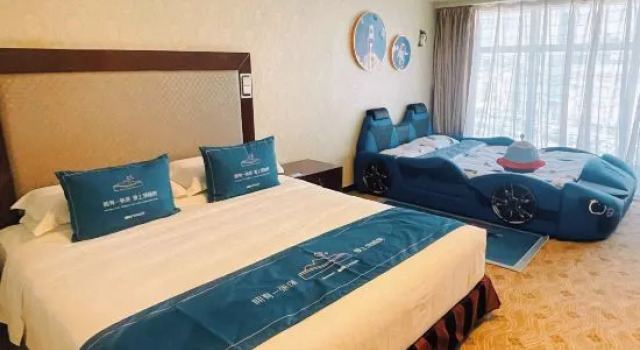 Семейный номер Standard Teda Central Hotel