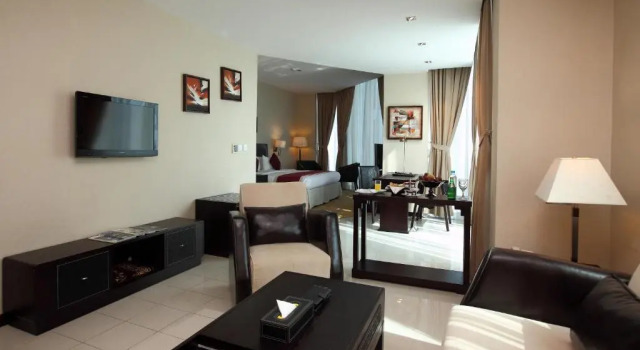 Люкс Razana Hotel Al Jubail