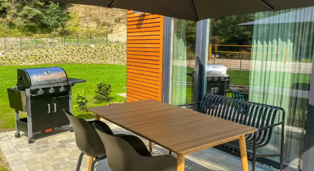 Коттедж Modernes Ferienhaus mit Kamin und Sauna am Altdorfer See, Hunde sind herzlich Willkommen
