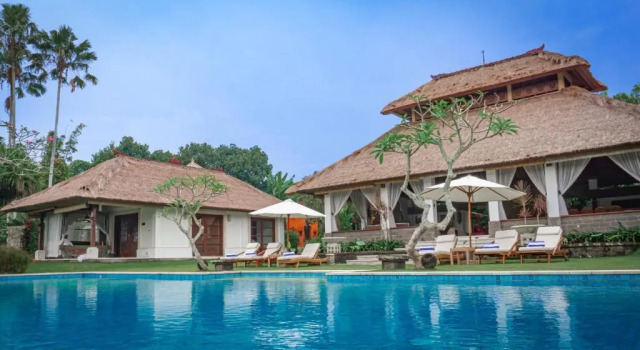 Villa The Lotus Residence by Amerta Experience