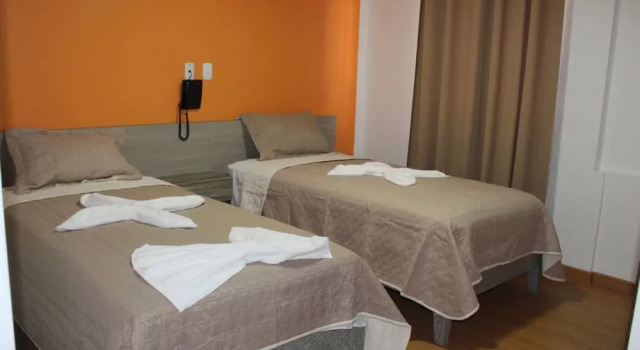 Hotel Sotelo, Boek Hotel Colón Panama, in de buurt van Armando Dely Valdes Stadium