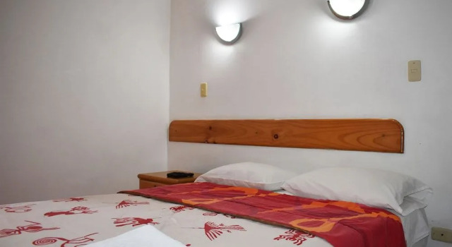 Hostal Oro Blanco Miraflores, Забронировать Отель Отели в центре Мирафлореса, в центре