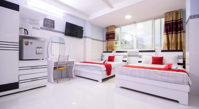 Семейный номер Standard RedDoorz Plus near Ben Thanh Market